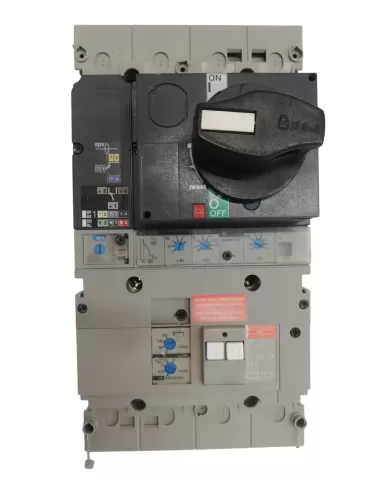 Disjoncteur Merlin Gerin NS160N 4 pôles 100 A 25 kA STR22SE Vigi MH160 220/440 V